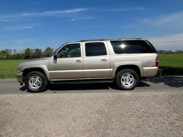 Occasion Chevrolet Suburban 299 PK (219 kW) 2004 Beige SUV