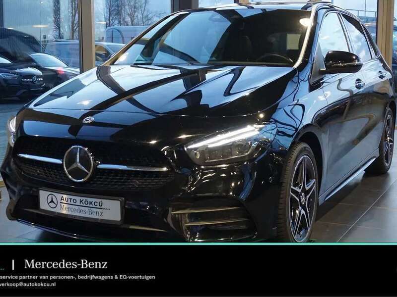 Zwart, metallic lak Gebruikt 2020 Mercedes B250 AMG MPV | € 29.950 (Duur) - Afbeelding 1/4