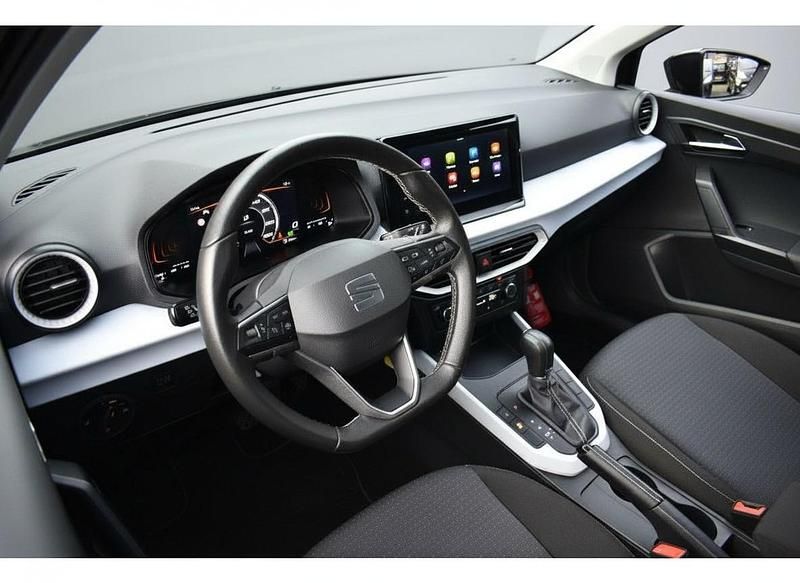 Occasion Seat Arona Business 116 PK (85 kW) 2024 Zwart (metallic) SUV