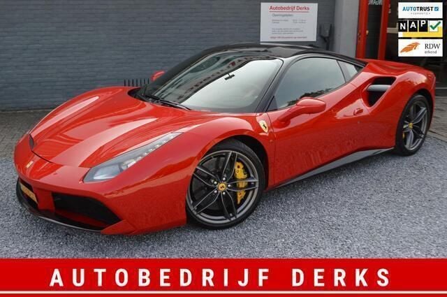Rood Gebruikt 2016 Ferrari 488 Coupé | € 259.950 - Afbeelding 1/4
