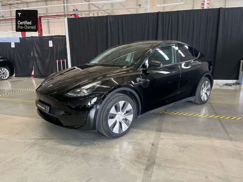 Zwart Gebruikt 2023 Tesla Model Y SUV | € 38.800 - Afbeelding 1/4
