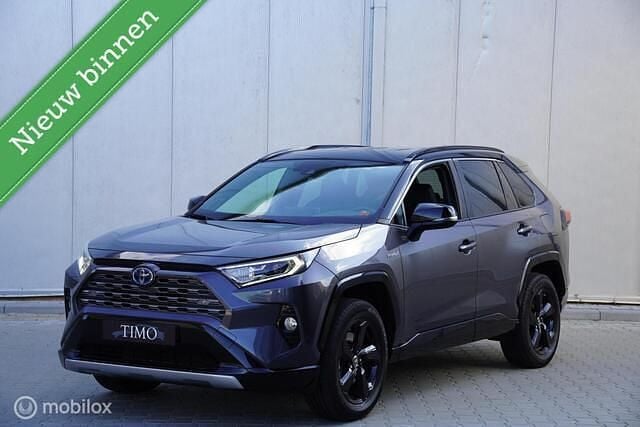 Grijs Gebruikt 2021 Toyota RAV4 SUV | € 35.950 (Goede deal) - Afbeelding 1/4
