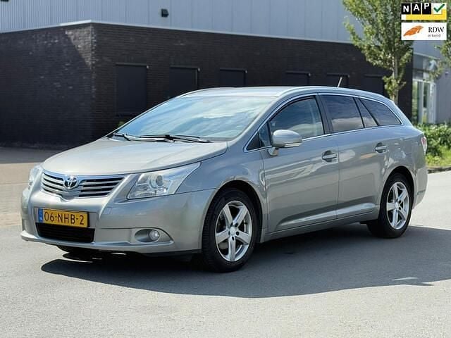 Grijs Gebruikt 2010 Toyota Avensis Business Edition Stationwagen | € 2.950 - Afbeelding 1/4