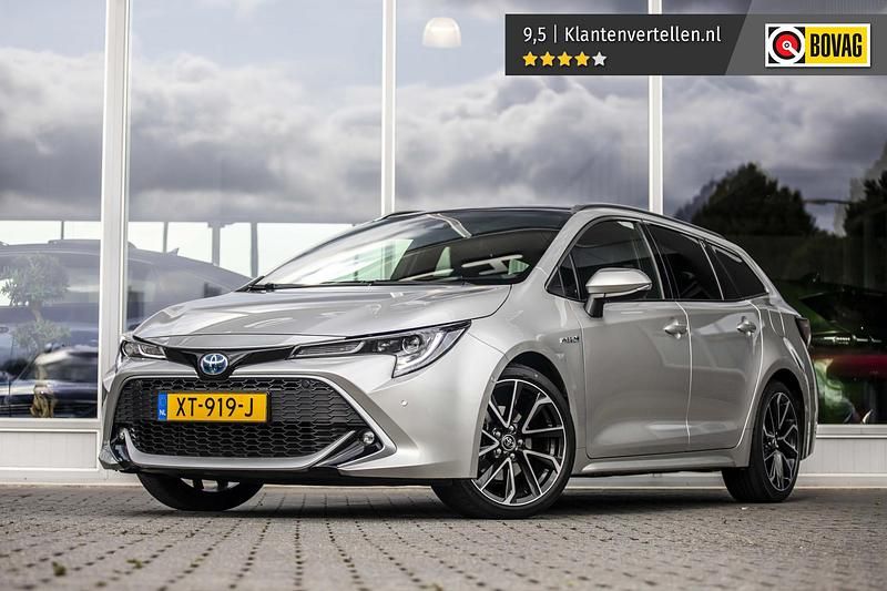 Grijs Gebruikt 2019 Toyota Corolla Premium Stationwagen | € 25.795 (Eerlijke prijs) - Afbeelding 1/4