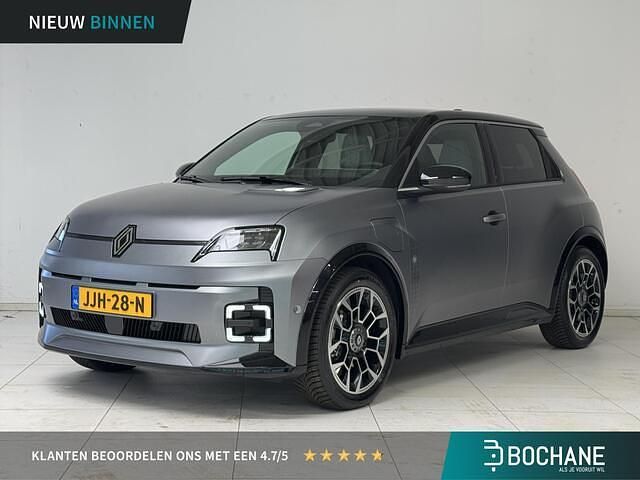 Grijs Occasion 2025 Renault R5 Komfort Hatchback | € 37.995 - Afbeelding 1/4