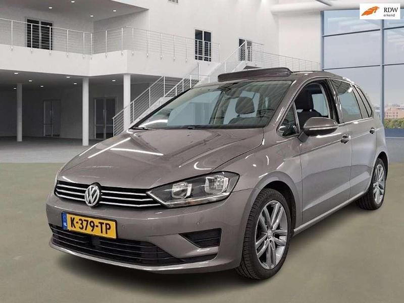 Grijs Occasion 2014 VW Golf Sportsvan Highline MPV | € 7.950 (Eerlijke prijs) - Afbeelding 1/4