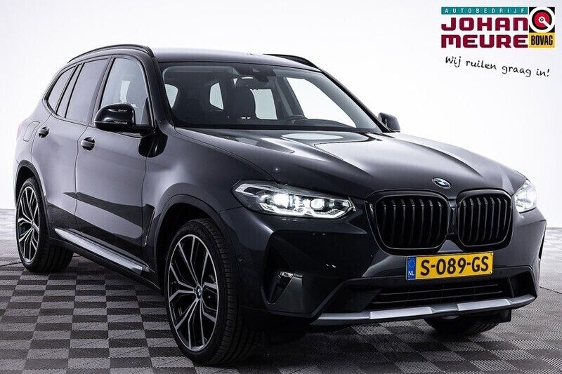 Grijs, metallic lak Gebruikt 2023 BMW X3 Basis SUV | € 54.900 (Super prijs) - Afbeelding 1/4