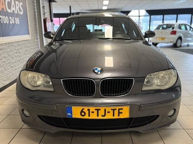 Occasion BMW 120 150 PK (110 kW) 2006 Grijs Hatchback
