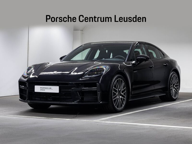 Zwart, metallic lak Gebruikt 2024 Porsche Panamera Turbo Sedan | € 204.900 - Afbeelding 1/4