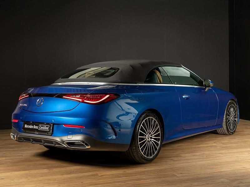 Occasion Mercedes CLE200 AMG line 204 PK (150 kW) 2024 Blauw Cabriolet