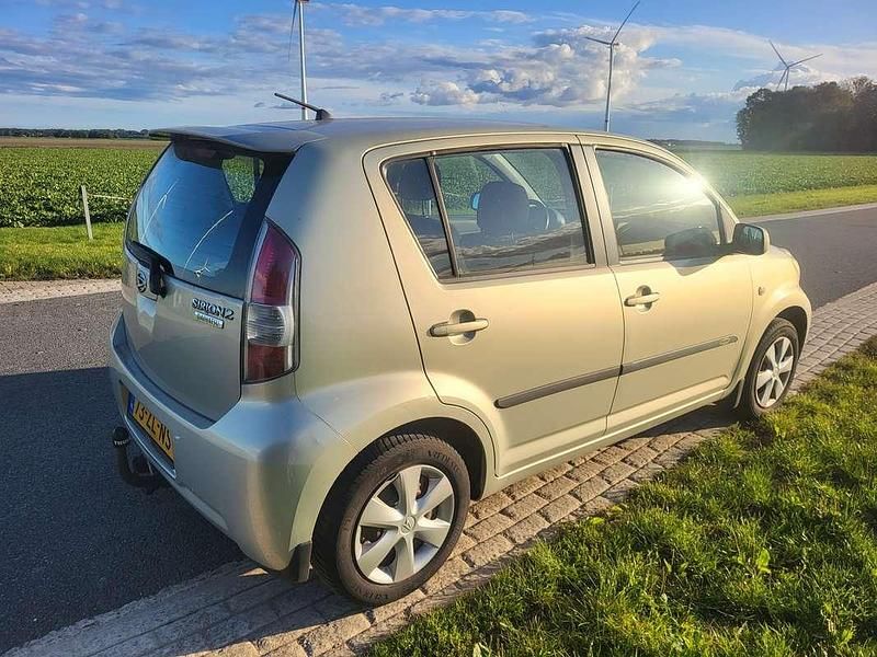 Occasion Daihatsu Sirion 91 PK (66 kW) 2008 Beige Hatchback