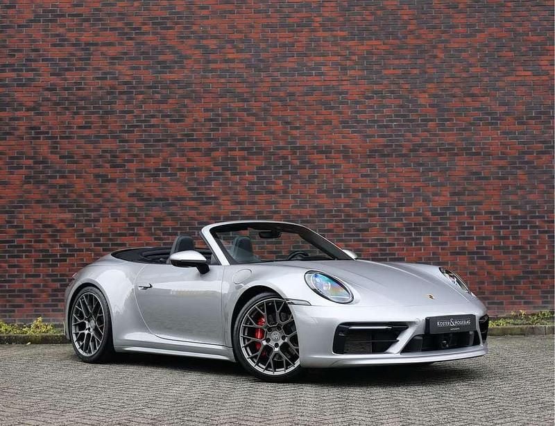 Grijs Gebruikt 2019 Porsche 911 Carrera Cabriolet Chrono Cabriolet | € 149.950 (Eerlijke prijs) - Afbeelding 1/4