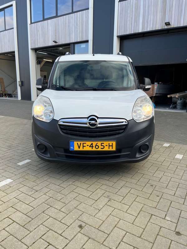 Gebruikt 2013 Opel Combo Business MPV | € 5.750 (Iets duurder) - Afbeelding 1/4