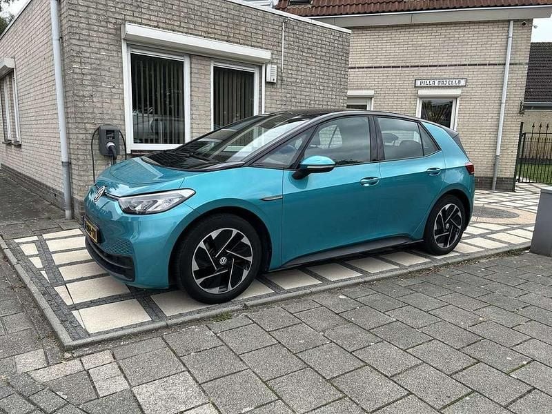 Groen Gebruikt 2020 VW ID.3 Life Hatchback | € 13.890 (Goede deal) - Afbeelding 1/4