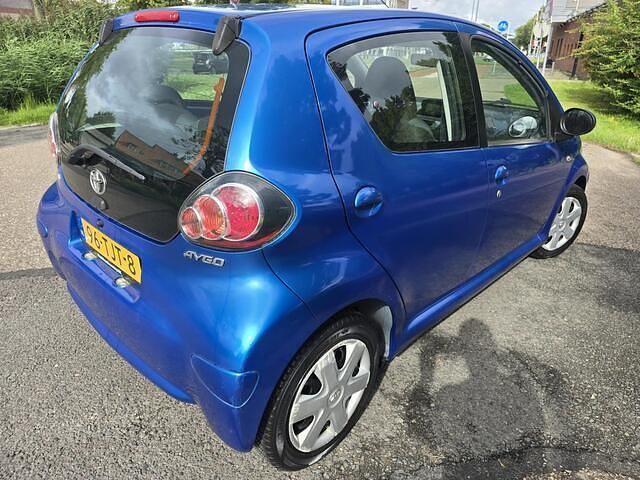 Occasion Toyota Aygo Comfort 68 PK (50 kW) 2012 Blauw Hatchback