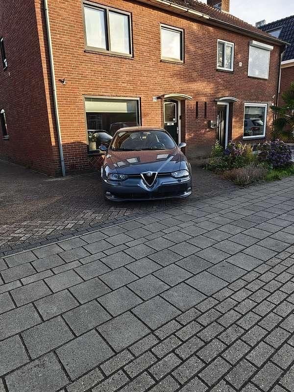 Grijs Gebruikt 2004 Alfa Romeo 156 GTA Stationwagen | € 14.500 - Afbeelding 1/1