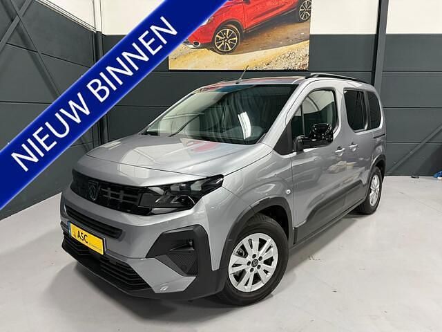Grijs Gebruikt 2025 Peugeot Rifter MPV | € 49.950 - Afbeelding 1/4