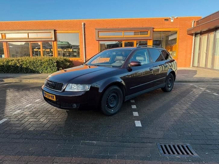 Occasion 2003 Audi A4 Stationwagen | € 1.200 (Eerlijke prijs) - Afbeelding 1/4
