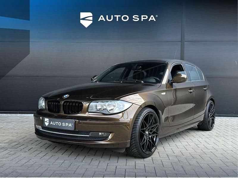 Bruin Gebruikt 2011 BMW 116 Hatchback | € 8.999 (Eerlijke prijs) - Afbeelding 1/4