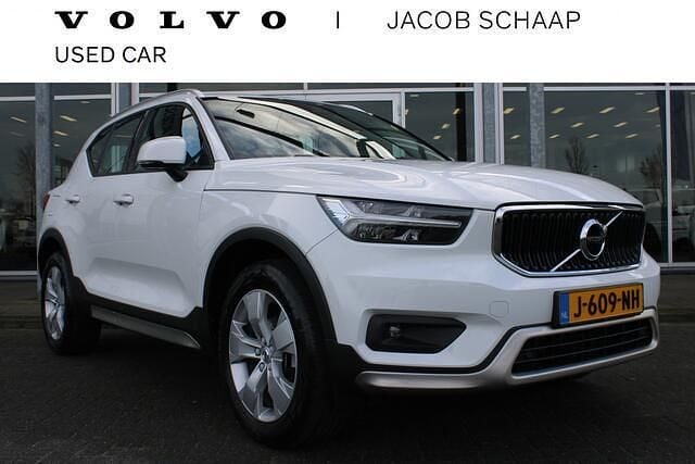 Wit Gebruikt 2020 Volvo XC40 Business Edition SUV | € 26.250 (Super prijs) - Afbeelding 1/4