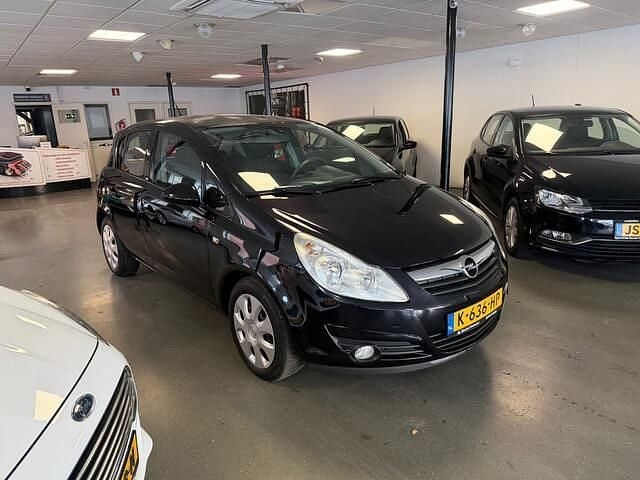 Occasion Opel Corsa Essentia 80 PK (58 kW) 2008 Zwart (metallic) Hatchback