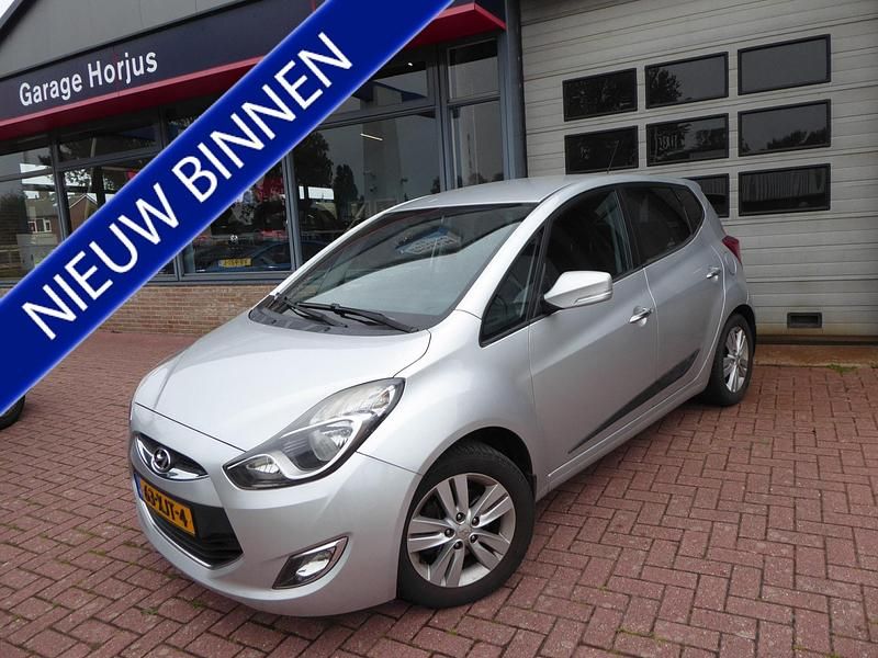 Grijs Gebruikt 2012 Hyundai ix20 Hatchback | € 7.850 (Eerlijke prijs) - Afbeelding 1/4
