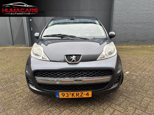 Occasion Peugeot 107 68 PK (50 kW) 2010 Grijs (metallic) Hatchback