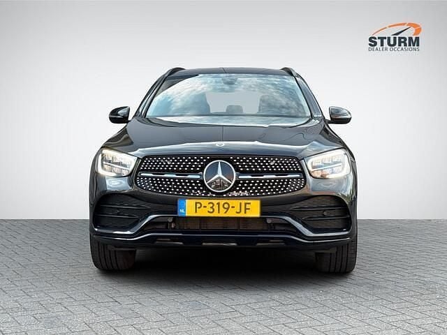 Grijs Gebruikt 2022 Mercedes GLC300 Business SUV | € 48.950 (Super prijs) - Afbeelding 1/4