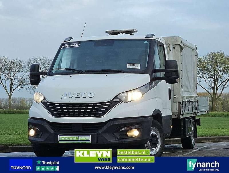 Wit (metallic) Gebruikt 2020 Iveco Daily Van | € 21.750 (Eerlijke prijs) - Afbeelding 1/3