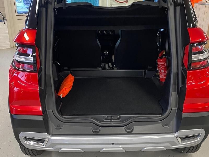 Occasion Ligier JS60 2024 Rood Hatchback