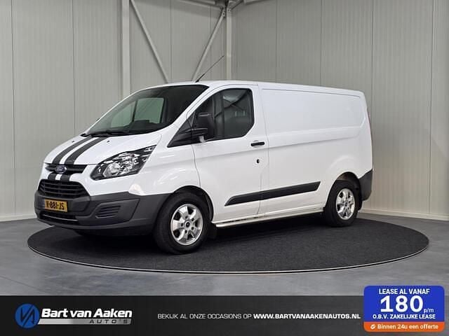 Wit Gebruikt 2017 Ford Transit Custom Ambiente Van | € 9.995 - Afbeelding 1/4