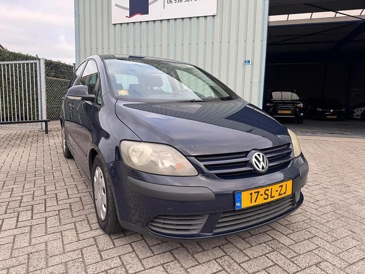 Gebruikt 2006 VW Golf Plus Cross MPV | € 1.650 - Afbeelding 1/4
