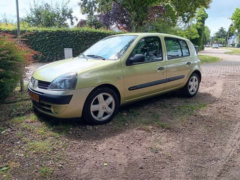 Groen Gebruikt 2005 Renault Clio II Hatchback | € 1.200 (Goede deal) - Afbeelding 1/4
