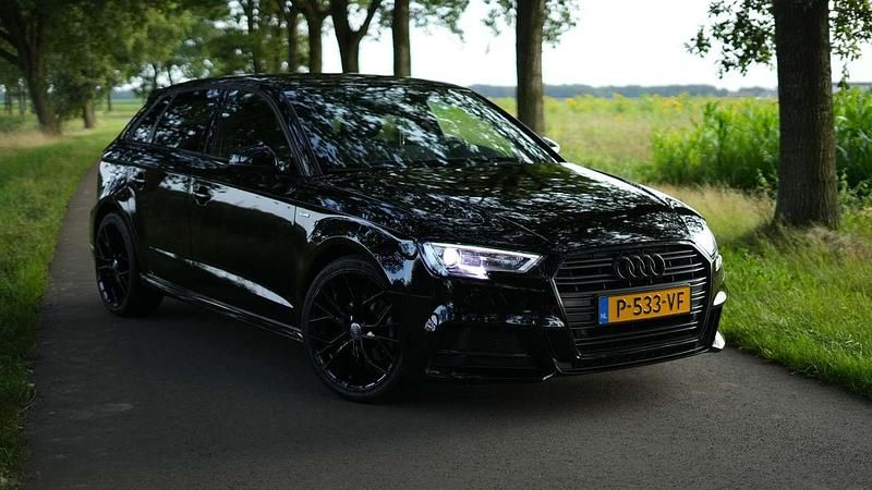 Zwart Occasion 2018 Audi A3 Hatchback | € 20.500 (Eerlijke prijs) - Afbeelding 1/4