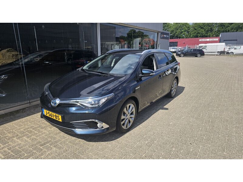 Blauw Gebruikt 2015 Toyota Auris Touring Sports Executive Stationwagen | € 16.495 (Iets duurder) - Afbeelding 1/4