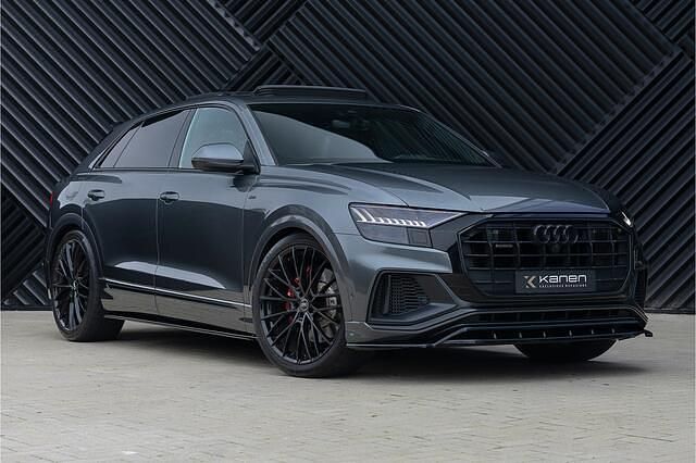Grijs Occasion 2021 Audi Q8 S-Line SUV | € 67.900 (Duur) - Afbeelding 1/4