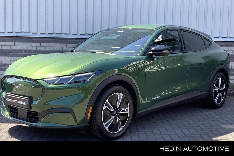 Groen Nieuw 2025 Ford Mustang Mach-E SUV | € 48.070 (Eerlijke prijs) - Afbeelding 1/4