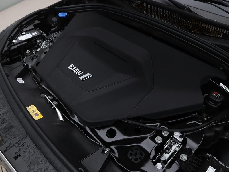 Occasion BMW iX1 M Sport 150 kW (204 PK) 2025 Grijs SUV