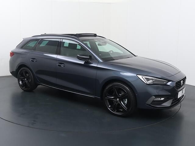 Nieuw Seat Leon Business 204 PK (150 kW) 2025 Grijs Stationwagen