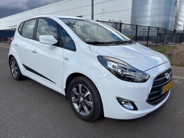 Wit Gebruikt 2016 Hyundai ix20 MPV | € 12.750 (Goede deal) - Afbeelding 1/4