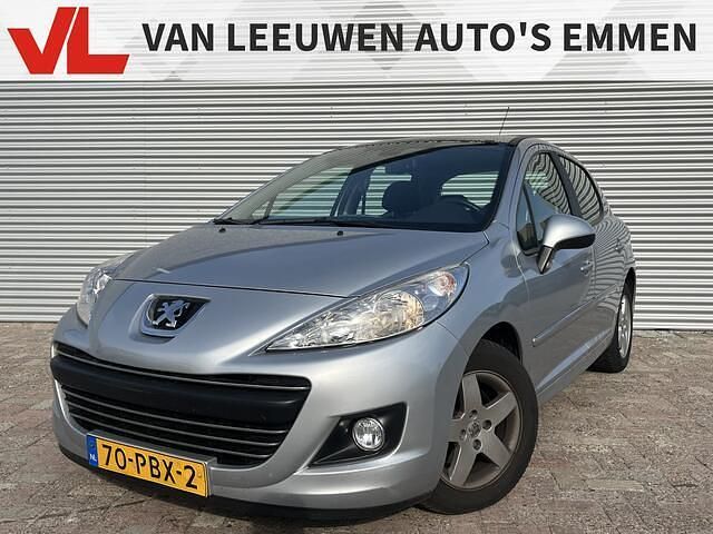 Grijs Gebruikt 2011 Peugeot 207 Hatchback | € 4.248 (Eerlijke prijs) - Afbeelding 1/4