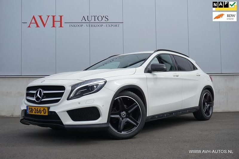 Suv Gebruikt 2016 Mercedes GLA180 Business SUV | € 15.950 (Eerlijke prijs) - Afbeelding 1/4