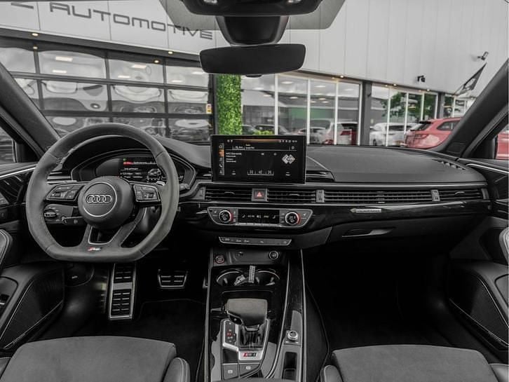 Occasion Audi RS4 S-Line 451 PK (331 kW) 2022 Bruin Stationwagen