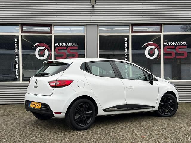Occasion Renault Clio IV Zen 90 PK (66 kW) 2017 Wit Hatchback