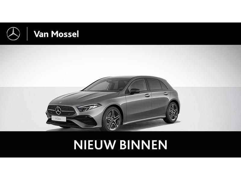 Grijs Nieuw 2025 Mercedes A250 AMG line Hatchback | € 51.852 - Afbeelding 1/3