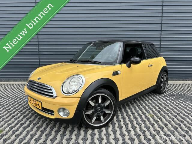 Geel Gebruikt 2007 Mini Cooper Pepper Hatchback | € 3.495 - Afbeelding 1/4