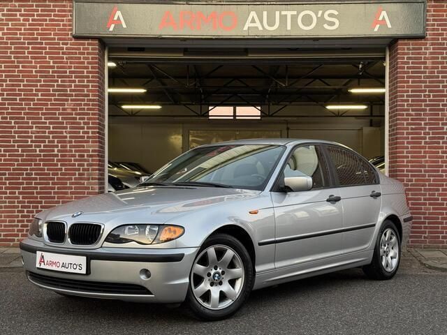 Grijs Gebruikt 2002 BMW 316 Executive Sedan | € 4.950 (Iets duurder) - Afbeelding 1/4