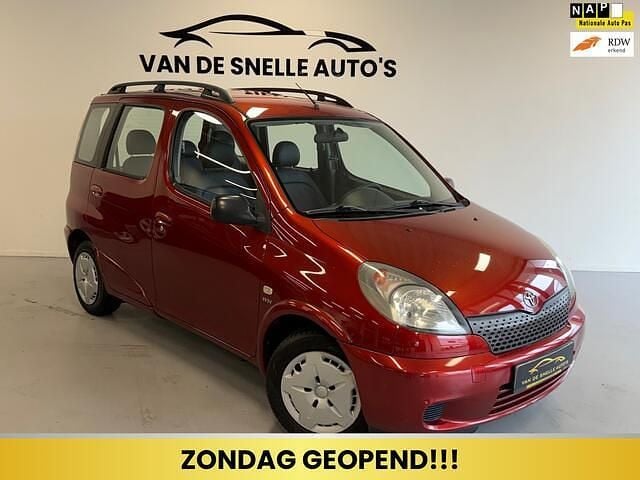 Occasion Toyota Yaris Verso Luna 86 PK (63 kW) 2001 Rood MPV