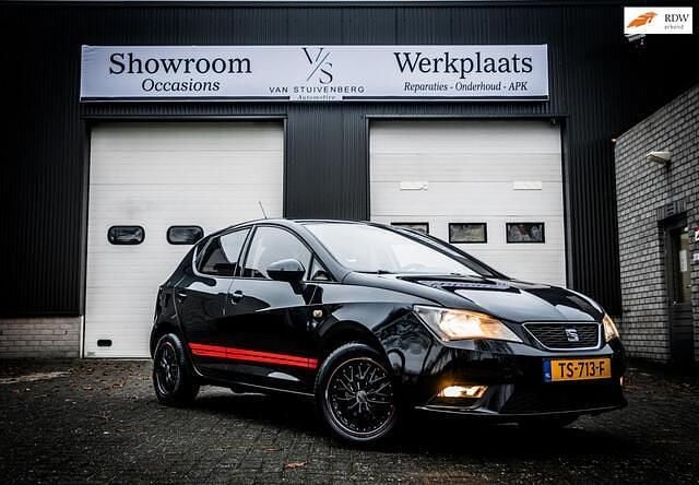 Zwart Gebruikt 2014 Seat Ibiza Style Hatchback | € 6.000 (Eerlijke prijs) - Afbeelding 1/4