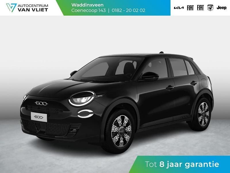 Nieuw Fiat 600 Icon 110 PK (80 kW) 2025 Zwart SUV